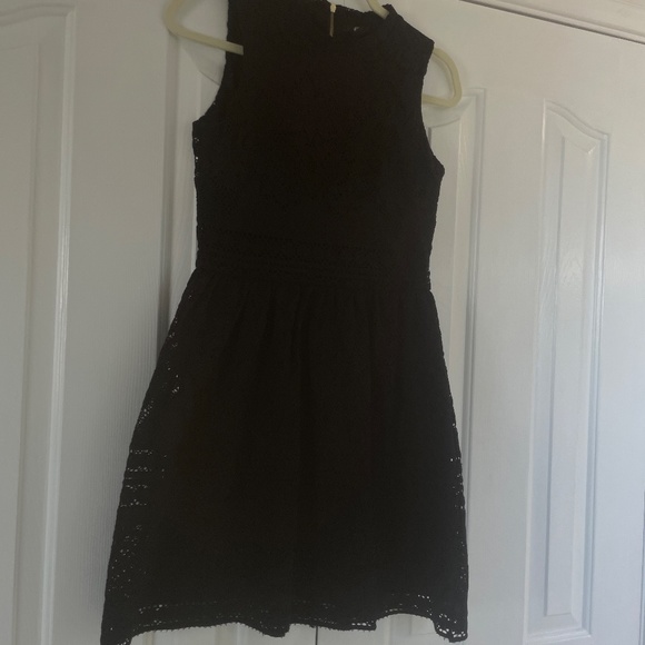 H&M Fit and Flare Black Sleeveless Lace-Design Dress, Size Small - Picture 11 of 13